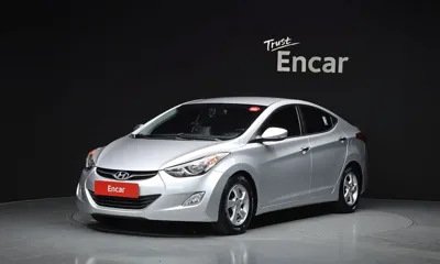 Hyundai Avante · 2012 год