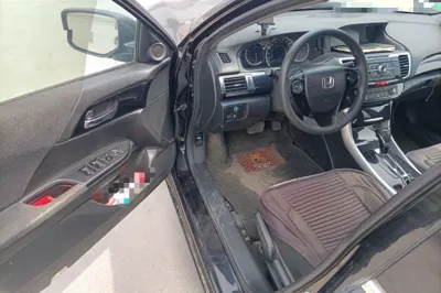 Honda Accord 2016, 86400 км, за 81285.33 CNY - фото 19