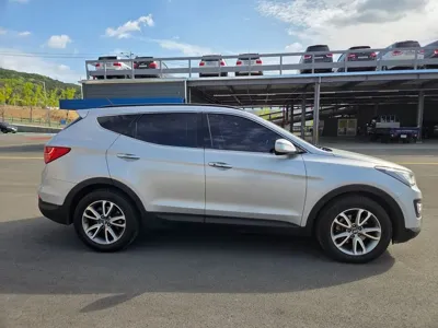 Hyundai Santafe 2013, 74194 км, за 9000000 KRW