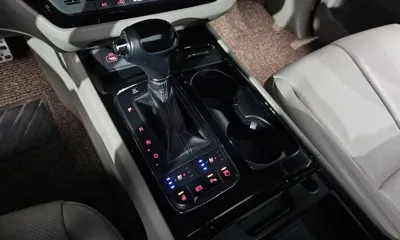 Kia Canival 2016, 131096 км, за 12900000 KRW - фото 9