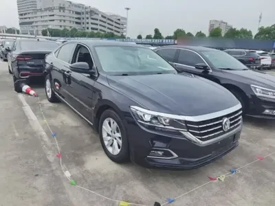 Volkswagen Passat 2019, 162600 км, за 57900 CNY