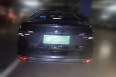 Volkswagen Lavida 2023, 53300 км, за 65208.7 CNY