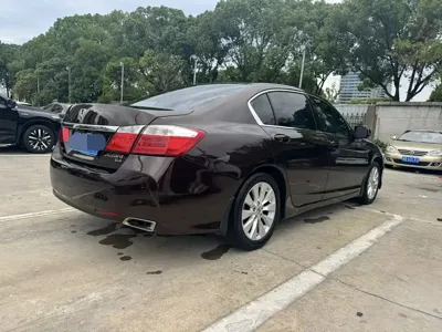 Honda Accord 2014, 85000 км, за 41800 CNY - фото 4