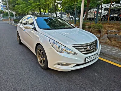 Hyundai Sonata 2011, 121033 км, за 3900000 KRW