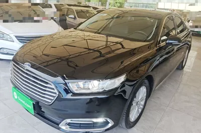 Ford Taurus · 2017 год