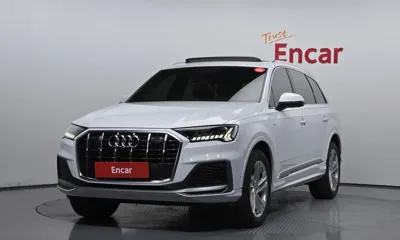 Audi Q7 · 2020 год