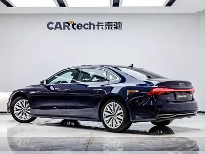 Audi A7L 2024, 61800 км, за 213000 CNY