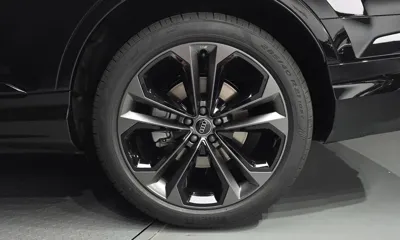Audi Q7 2026, 14 км, за 128800000 KRW - фото 21