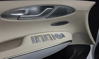 Genesis GV70 2026, 7137 км, за 63900000 KRW - фото 30