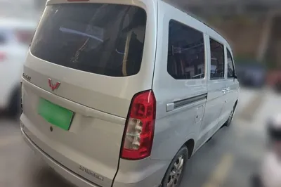 Wuling Hongguang V 2022, 28200 км, за 43010.75 CNY - фото 6