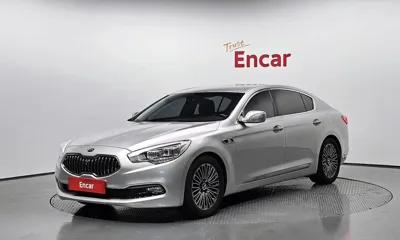 Kia K9 · 2013 год