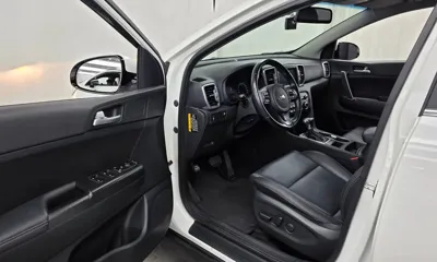 Kia Sportage 2016, 161972 км, за 8800000 KRW - фото 10