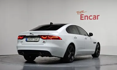 Jaguar XF 2017, 165160 км, за 13900000 KRW