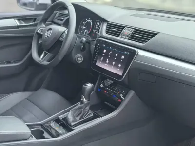 Skoda Superb 2021, 52000 км, за 75800 CNY - фото 7