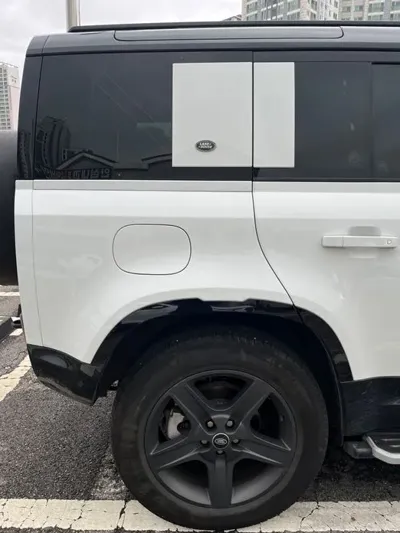 Land Rover Defender 2023, 52500 км, за 21990000 KRW