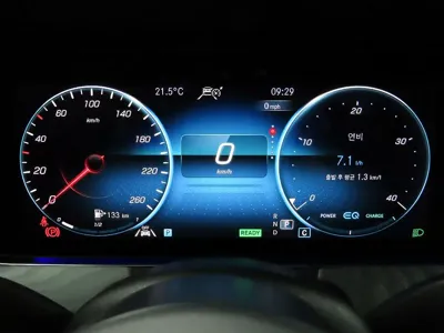 Mercedes-Benz E-Class 2023, 38400 км, за 47300000 KRW - фото 8