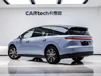 Li Auto 理想i8 2025, 7600 км, за 278800 CNY - фото 7