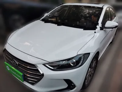 Hyundai Elantra (6th Generation 2016, 50599 км, за 40706.24 CNY - фото 1