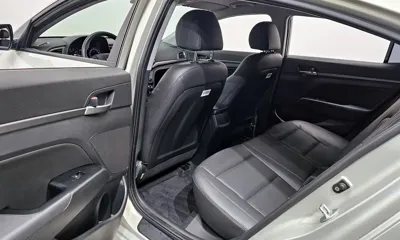 Hyundai Avante 2018, 106469 км, за 9690000 KRW - фото 12