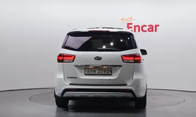 Kia Canival 2015, 164514 км, за 8500000 KRW - фото 4