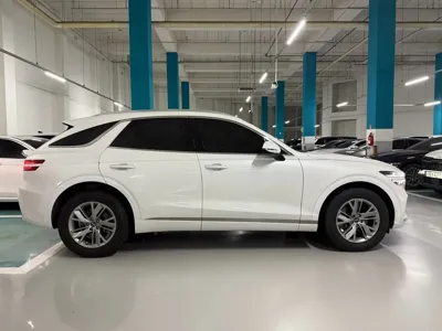 Genesis GV70 2023, 26000 км, за 38000000 KRW