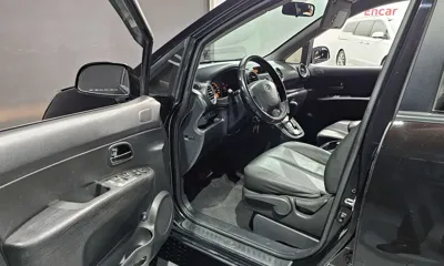 Kia Carens 2011, 91359 км, за 4500000 KRW - фото 10