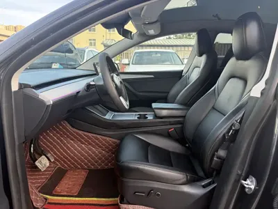 Tesla Model Y 2024, 20000 км, за 147900 CNY