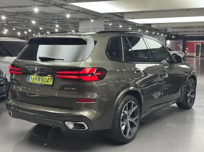 BMW X5 2025, 11497 км, за 106000000 KRW