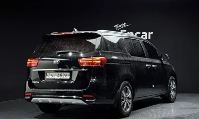 Kia Canival 2019, 155835 км, за 12700000 KRW