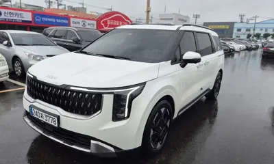 Kia Canival · 2025 год