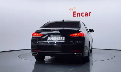 Hyundai Genesis 2016, 106622 км, за 7571.35 USD - фото 4