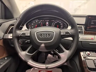 Audi A8 2015, 135000 км, за 138000 CNY - фото 10