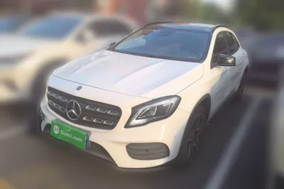 Mercedes-Benz GLA · 2018 год