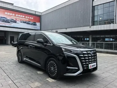 Denza Denza D9 2025, 14000 км, за 278000 CNY