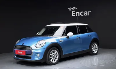 MINI Cooper · 2015 год