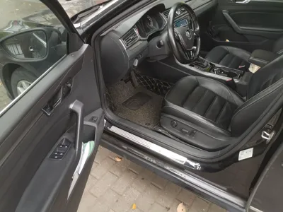 Volkswagen Passat 2017, 95200 км, за 74526.14 CNY - фото 19