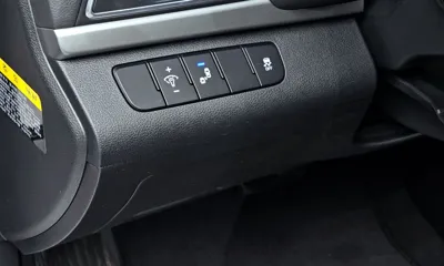 Hyundai Avante 2018, 27912 км, за 12500000 KRW - фото 16