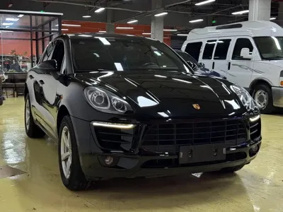 Porsche Macan 2016, 130000 км, за 118800 CNY