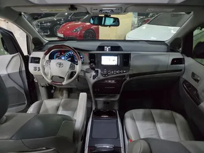 Toyota Sienna 2012, 55178 км, за 13500000 KRW - фото 9