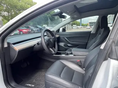 Tesla Model 3 2019, 58000 км, за 69800 CNY - фото 5