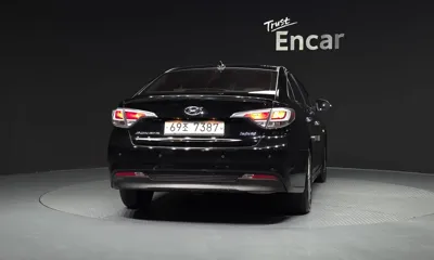Hyundai Sonata 2016, 133486 км, за 8600000 KRW