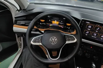 Volkswagen Bora 2026, 6700 км, за 92426.39 CNY - фото 13