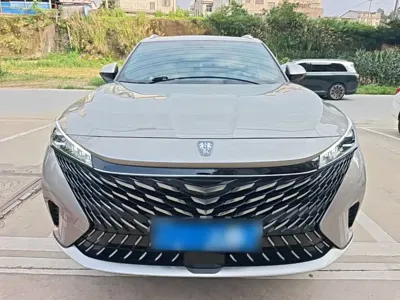 Roewe RX5 2023, 56600 км, за 51100 CNY
