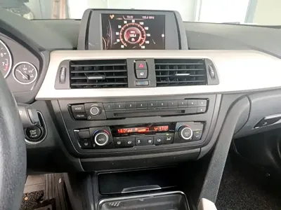 BMW 3 Series 2015, 143900 км, за 44300 CNY - фото 13