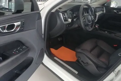 Volvo XC60 2019, 91800 км, за 117618.46 CNY - фото 18