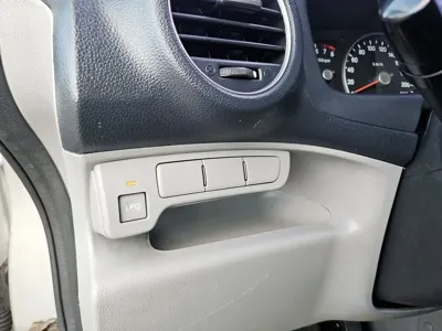 Kia Carens 2008, 302332 км, за 1700000 KRW - фото 16