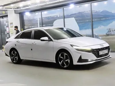 Hyundai Avante · 2021 год