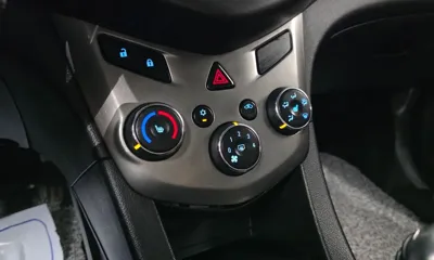 ChevroletGMDaewoo Aveo 2015, 152710 км, за 4100000 KRW - фото 19