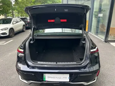 BMW i7 2023, 27000 км, за 469799 CNY - фото 15