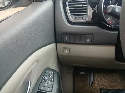 Kia Canival 2015, 220000 км, за 6300000 KRW - фото 17